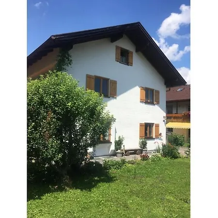 With 2 Bedrooms * Horn